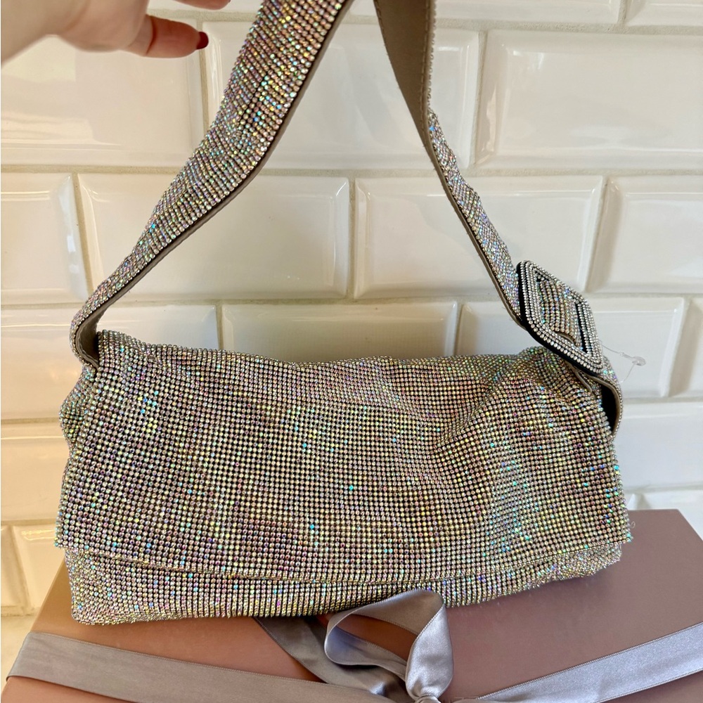 Dazzling Crystal silver Women's Shoulder Bag. Brand new. Silk interior